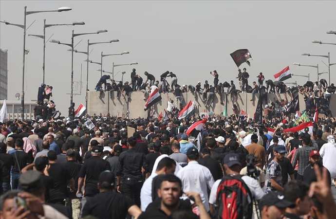 Irak’ta gerginlik bitmiyor! Resmi kurumlar tatil edildi