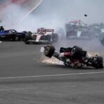 Formula 1’de korkunç kaza! Pilot aracında sıkıştı