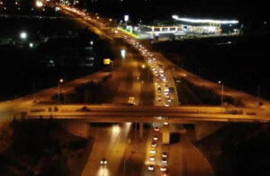 43 ilin geçiş güzergahı Kırıkkale’de gece yarısı bayram trafiği