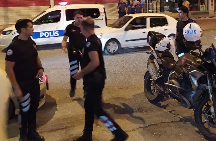 Adana’da düğünde silahlı kavga: 2 yaralı