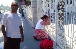 Valilik binası önünde bebeği kaçırılan kadın ağlayarak yardım istedi