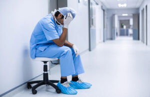 ‘Gidecek’ doktor da kalmayacak! 33 tıp fakültesinde kontenjan dolmadı