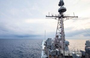 ABD’den gerilimi tırmandıracak hamle! Savaş gemileri Tayvan Boğazı’ndan geçti