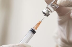 ABD güncellenmiş Covid-19 aşılarına onay verdi
