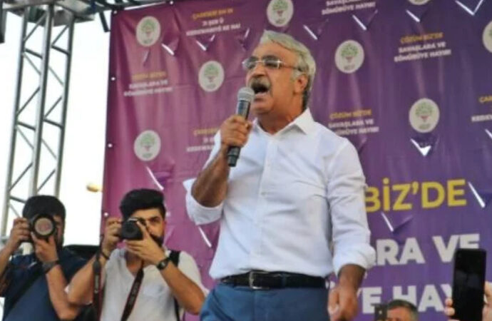 HDP’den Diyarbakır mitingi! Mithat Sancar: Bu iktidar gidiyor, gidicidir