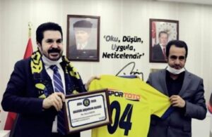 Ağrıspor Başkanı Savcı Sayan’a seslendi: İstifa et yoksa kirli çamaşırlarını dökerim