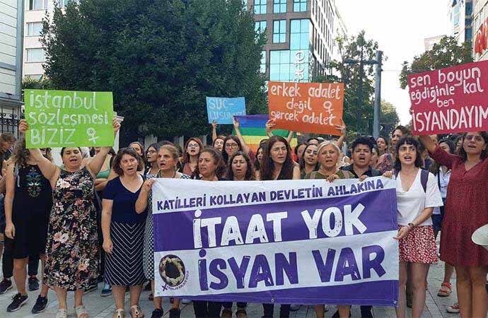 Kadınlardan Kadıköy’de Gülşen protestosu!