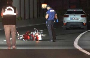 Motosikletten düşenlerin üzerinden araç geçti: 2 kişi ağır yaralı