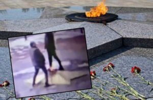 Rusya’da ‘Sönmeyen Ateş’ anıtına işeyen üç Türk turist tutuklandı