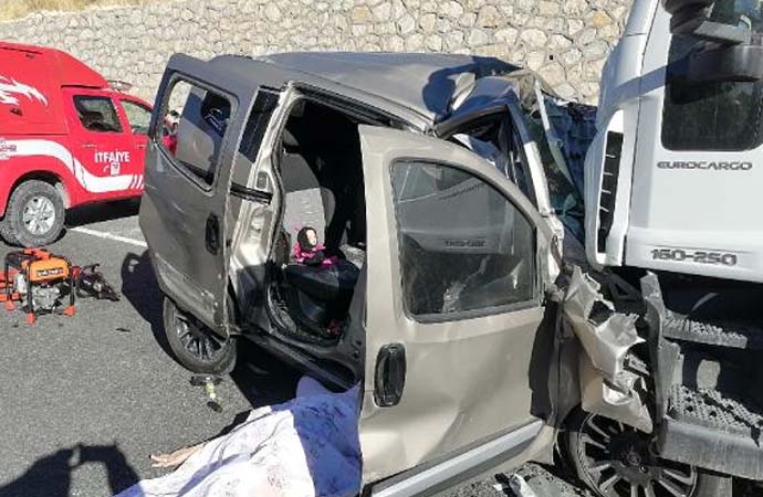 Malatya’da feci kaza! 6 kişi hayatını kaybetti