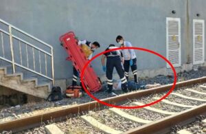 İzmir’de korkunç olay! Raylara yaklaşan kadına yük treni çarptı