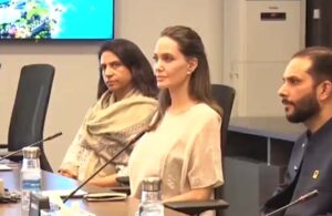 İyi niyet elçisi Angelina Jolie Pakistan’dan dünyaya seslendi