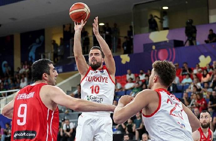 A Milli Basketbol Takımı EuroBasket’te son 16’yı garantiledi
