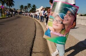 Küba halkı kararını verdi! Eşcinsel evlilik artık yasal