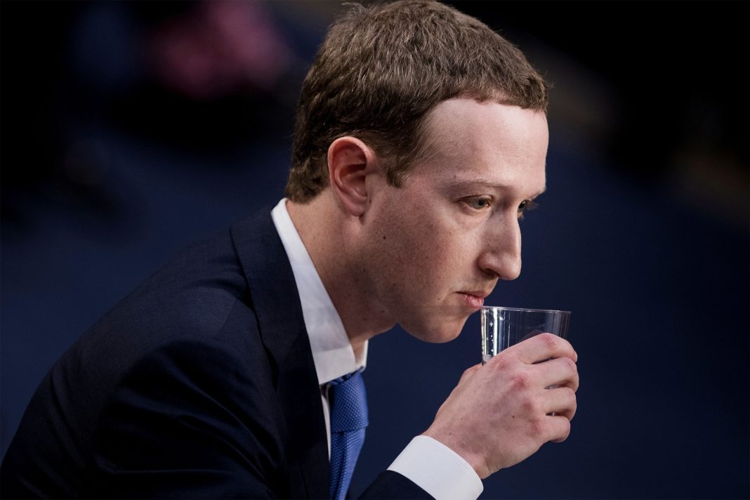 Meta yatırımcıları Zuckerberg’i uyardı