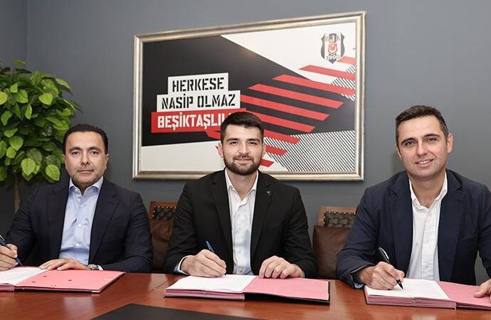 Beşiktaş’ta Ersin Destanoğlu imzayı attı
