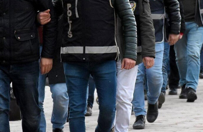 Antalya merkezli 10 ildeki FETÖ operasyonu: 102 gözaltı