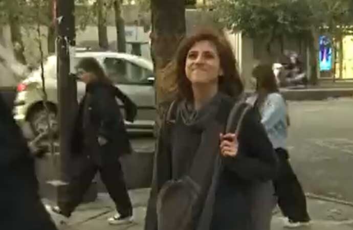 İran’da kadınlar ‘başörtüsü kuralı’nı fiili olarak deldi
