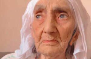 3 padişah ve 12 cumhurbaşkanı gördü! 500 torunu olan kadın 113 yaşında vefat etti