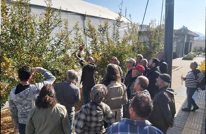 Efes Tarlası Yaşam Köyü’nde çiftçi eğitimleri devam ediyor