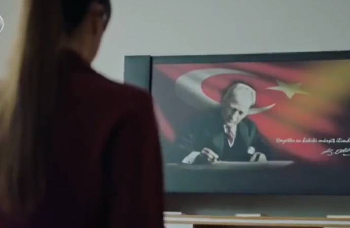 Yargı’da duygulandıran Atatürk sahnesi