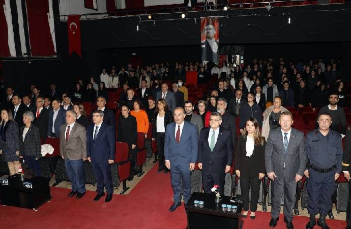Başkan Türkyılmaz öğretmenleri unutmadı