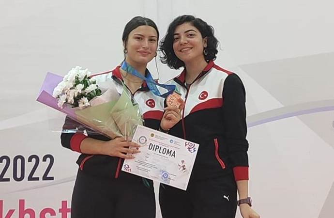 Eskrim Genç Kadınlar Kılıç Dünya Kupası’nda Nisanur Erbil’e bronz madalya