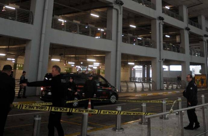 Diplomat İstanbul Havalimanı’nda canına kıydı