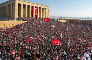 Atatürk sevgisi katlanarak arttı! Anıtkabir’e rekor ziyaret