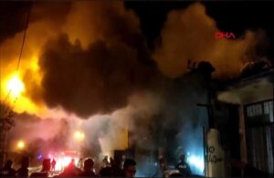 İstanbul’da geri dönüşüm deposunda yangın