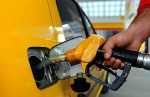 Brent petrol dünyada yüzde 12 düştü Türkiye’de benzin yüzde 21 zamlandı!