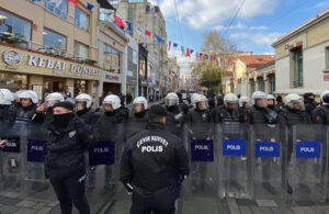 İstanbul’daki Paris protestosuna polis müdahalesi! 14 gözaltı