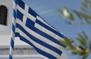 Yunanistan aşırı sağcı partinin seçimlere girmesini yasakladı