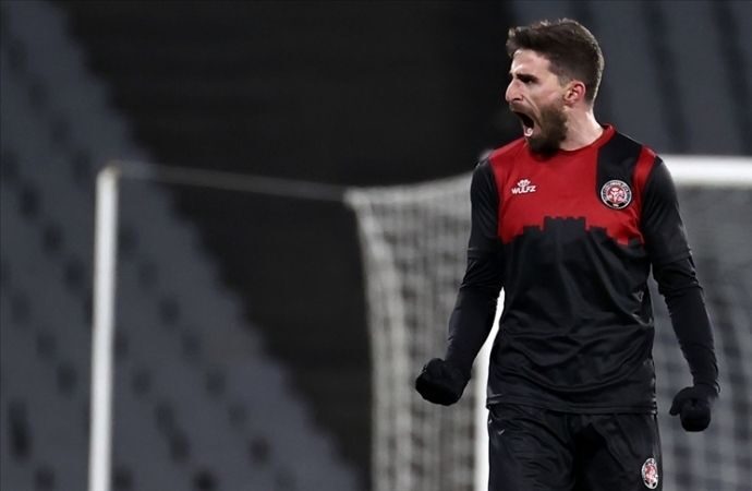 Borini’ye Fener kancası!