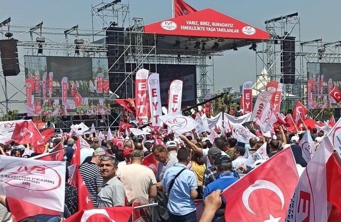 SGK borç yapılandırmasında EYT’lilere kötü haber!