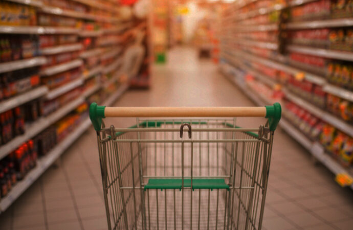 Enflasyon tüketim alışkanlıklarını yerle bir etti! Market markalı ürünlere büyük talep