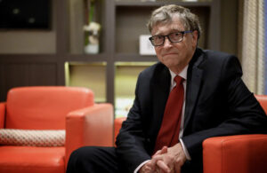 Bill Gates: Marsa gitmek yerine aşı satın alıp hayat kurtarabilirsiniz