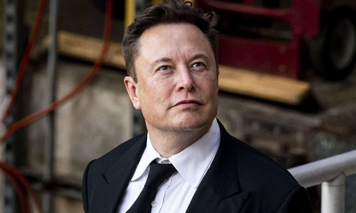 Elon Musk dünyaları kaybetti