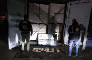 İzmir’de gemide kilolarca kokain yakalandı! Yabancı uyruklu iki kişi gözaltına alındı