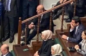 Soylu AKP Grup toplantısını neden merdivenlerden izledi?