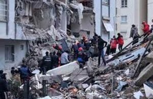 Erdoğan: Deprem’den etkilenen illerdeki 10 Valinin yanına 10 Vali daha atadık!