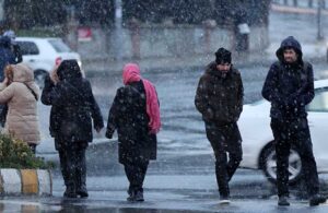 İstanbul’da kar yağışı etkisini artırıyor