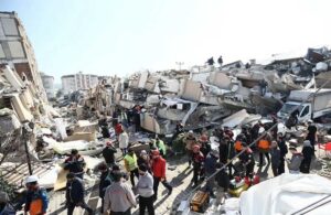 Gazeteciler, deprem bölgesinde güvenliklerinin sağlanmasını istedi