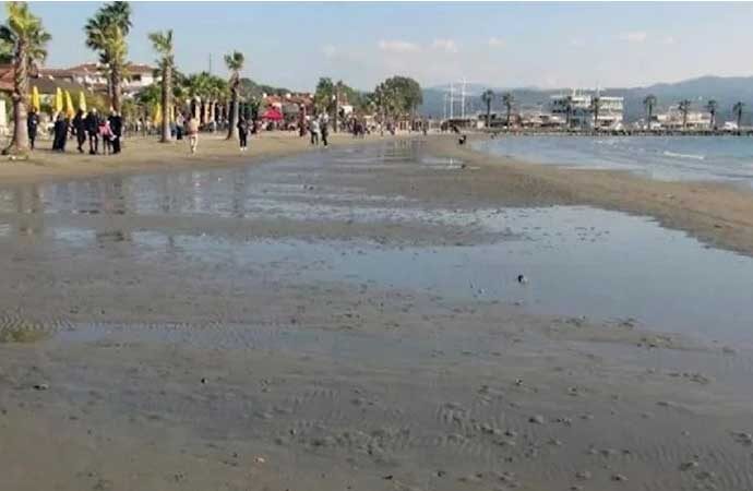 Ege Denizi’ndeki su çekilmesi ile depremler arasında ilişki var mı? Uzmanlar açıkladı