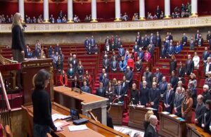 Fransa Meclisi’nde Kahramanmaraş depremleri için saygı duruşu
