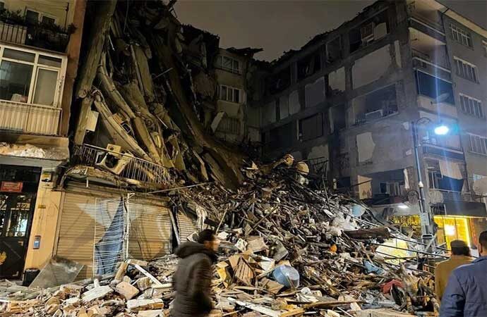 Deprem bölgesindeki yıkılan bina sayısı belli oldu