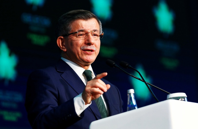 Davutoğlu AKP’li ve MHP’li seçmene seslendi: Sizlerin de hakkını koruyacak olan biziz