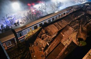 Selanik’te iki tren çarpıştı: 32 ölü