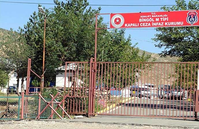 Deprem riski nedeniyle Bingöl Kapalı Cezaevi boşaltıldı
