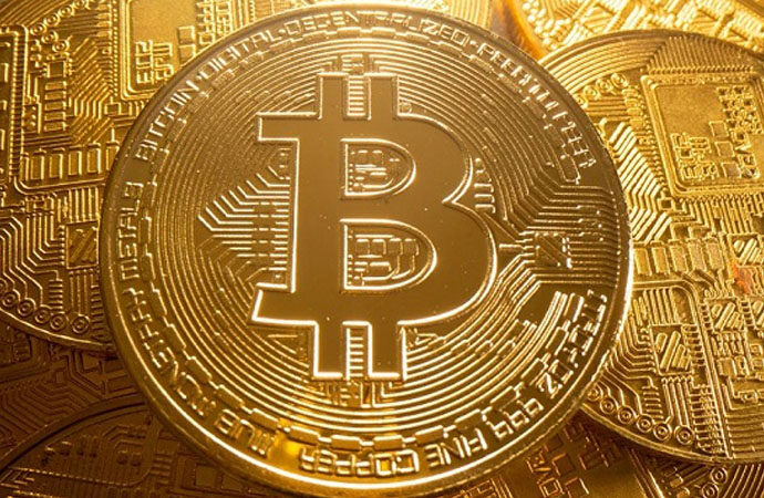 Bitcoin sert yükseldi, 30 bin doları aştı
